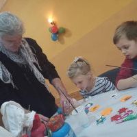 Ozdoby świąteczne wykonane przez dzieci z Świetlicy Wiejskiej w Odrze