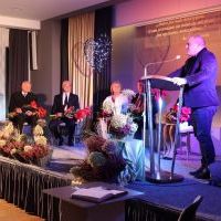 Człowiek o Złotym Sercu (1)